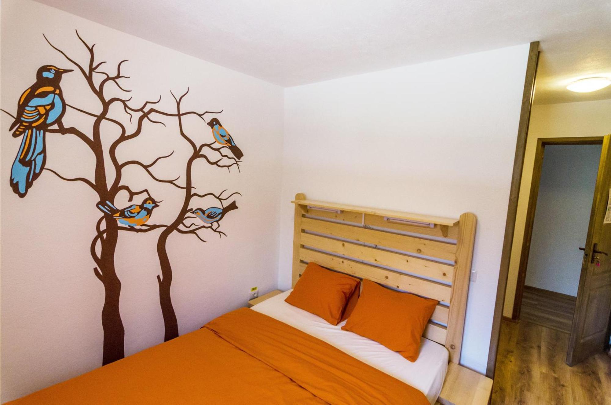 Activ Parc Otel Negresti Oda fotoğraf