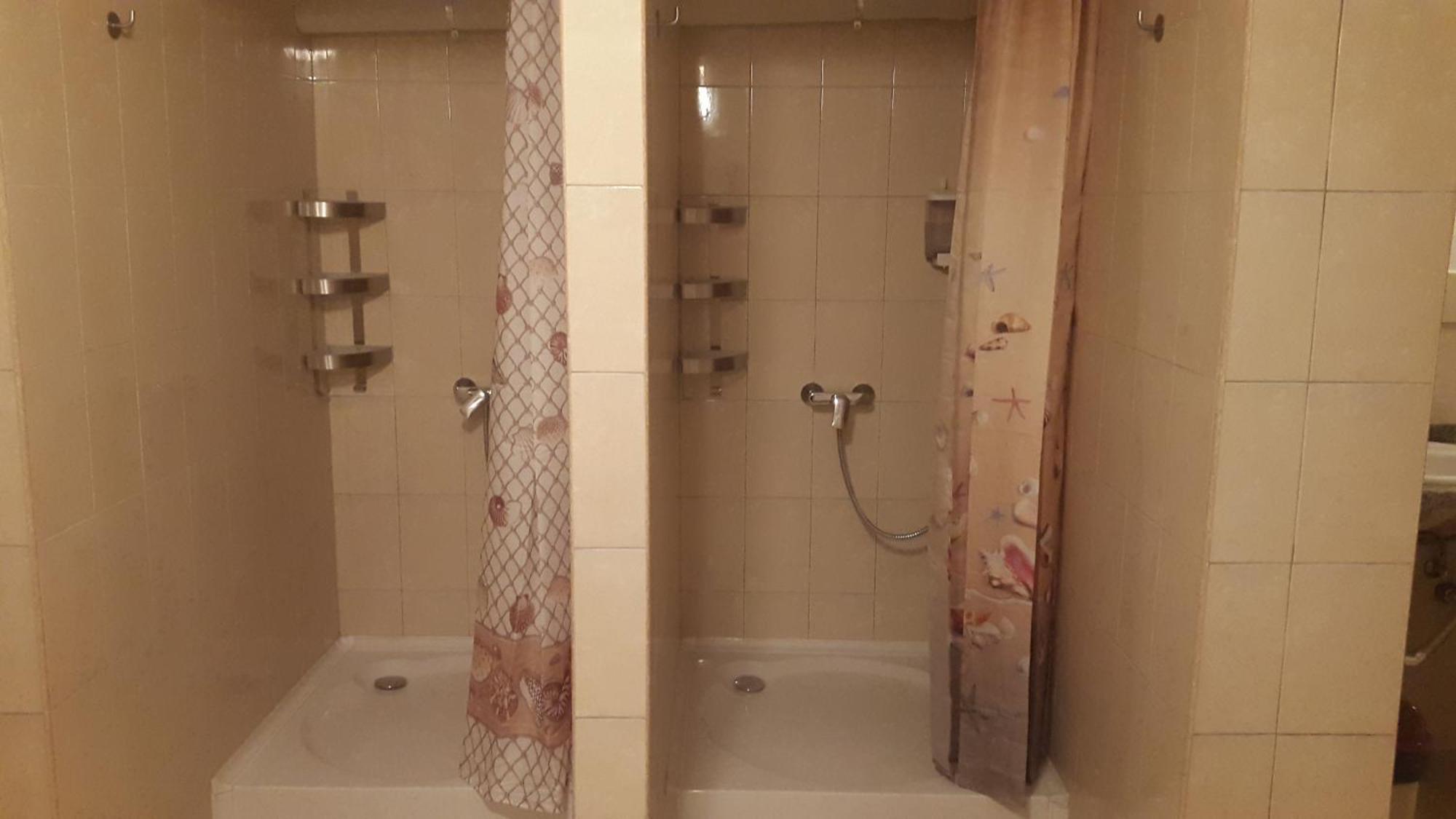 Activ Parc Otel Negresti Oda fotoğraf